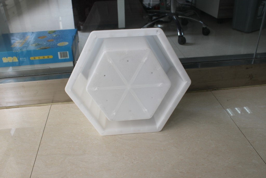 什么樣的六角塊護(hù)坡模具質(zhì)量才好？